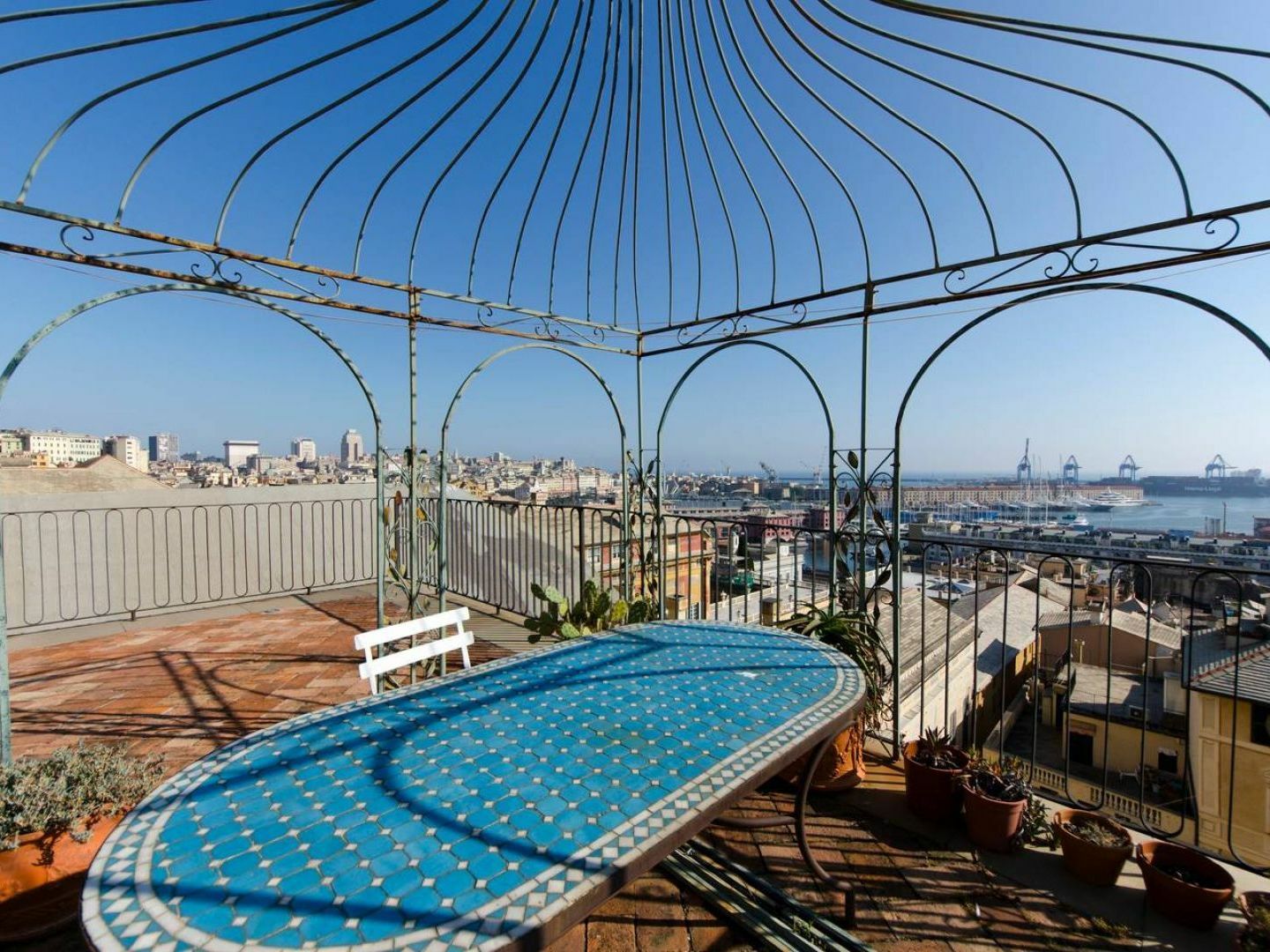 Joivy Sunny Apartment With Panoramic Terrace And Stunning View ジェノヴァ エクステリア 写真